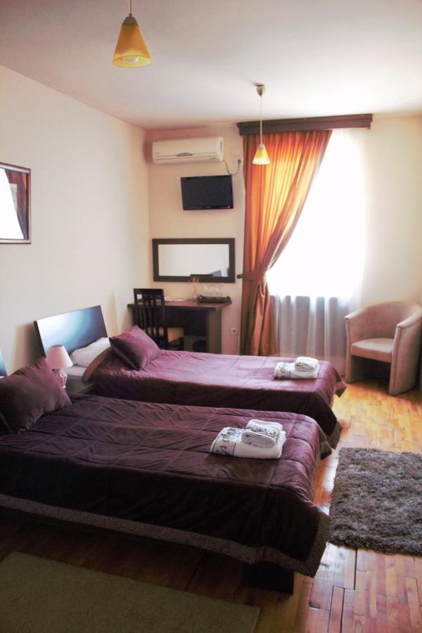 Kruševac Garni Hotel City מראה חיצוני תמונה