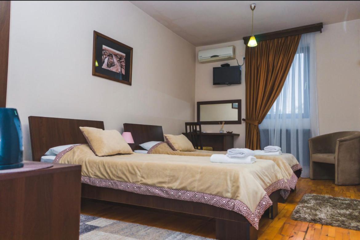 Kruševac Garni Hotel City מראה חיצוני תמונה