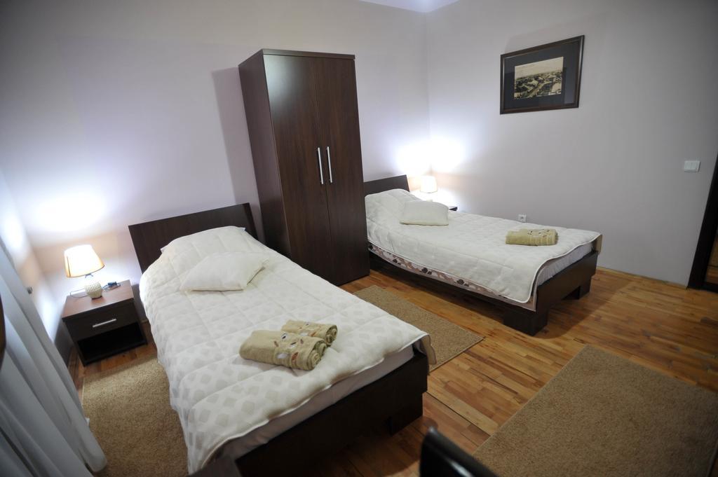 Kruševac Garni Hotel City חדר תמונה