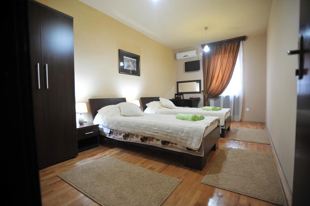 Kruševac Garni Hotel City חדר תמונה