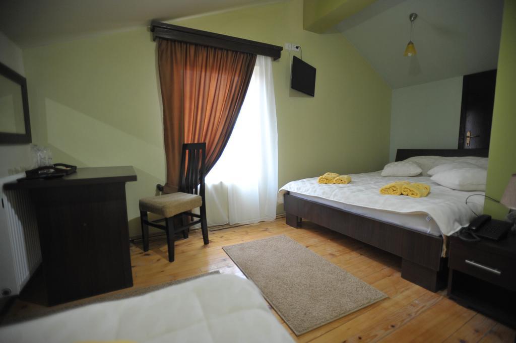 Kruševac Garni Hotel City מראה חיצוני תמונה
